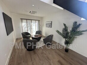 430 W 7th St in Tempe, AZ - Building Photo - Building Photo