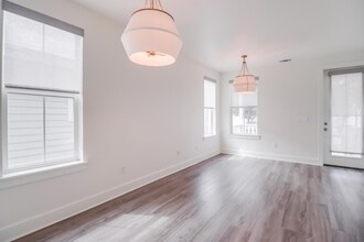 2207 Government St in Ocean Springs, MS - Building Photo - Building Photo