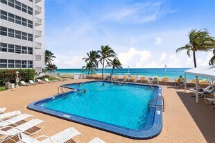 4010 Galt Ocean Dr, Unit 312 in Fort Lauderdale, FL - Building Photo