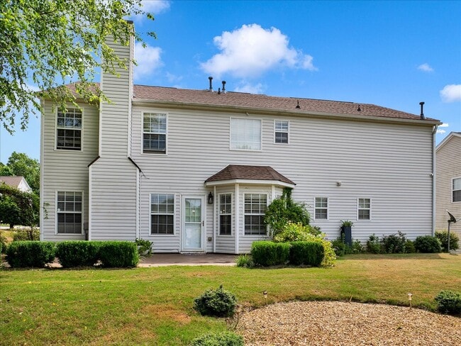 3725 Crescent Walk Ln NE in Suwanee, GA - Building Photo - Building Photo