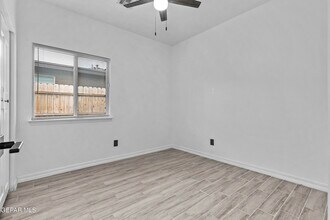 14696 Jesus Almeida in El Paso, TX - Building Photo - Building Photo