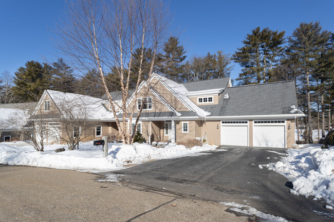 Shephard's Cove in Kittery, ME - Building Photo - Building Photo