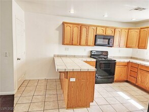 1951 S Teepee Rd in Pahrump, NV - Building Photo - Building Photo