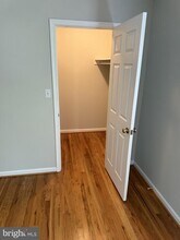 221 Llewelyn Ln in Huntingtown, MD - Building Photo - Building Photo