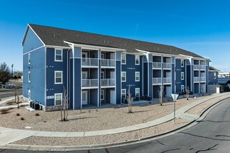 Residences at West Haven in West Haven, UT - Foto de edificio - Building Photo