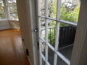186 Santa Rosa Ave, Unit 184B in Oakland, CA - Foto de edificio - Building Photo
