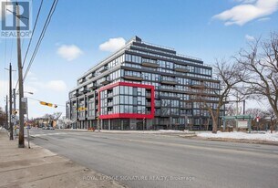 2 Manderley Dr in Toronto, ON - Building Photo