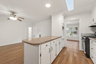 1411 Mimosa Ln in Rosenberg, TX - Foto de edificio - Building Photo