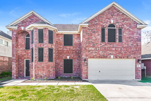 914 Chase Lock Dr in Bacliff, TX - Building Photo