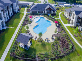 Harbor Shores Apartments