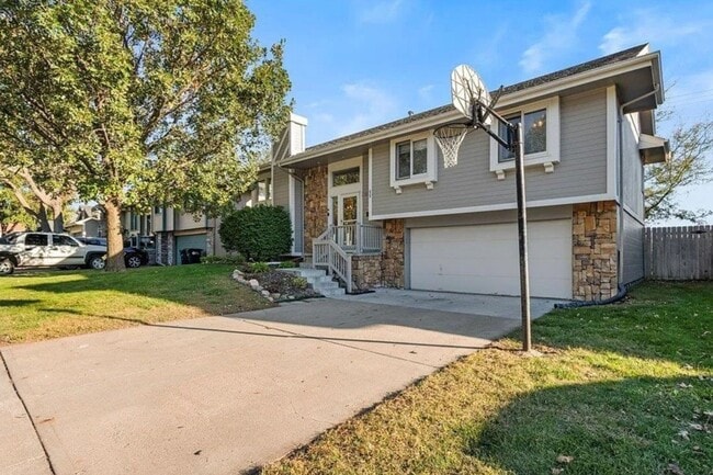 16217 Weir St in Omaha, NE - Building Photo - Building Photo