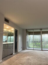 1931 Sabal Palm Dr in Davie, FL - Building Photo - Building Photo