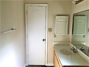 12305 Gilston Ct in Charlotte, NC - Building Photo - Building Photo