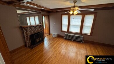 93 Hillside Rd in Watertown, MA - Building Photo - Building Photo