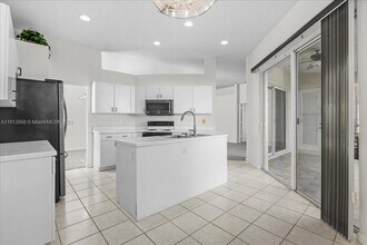 2675 SE 4th Pl in Homestead, FL - Building Photo - Building Photo