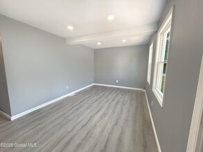 553 Mumford St in Schenectady, NY - Building Photo - Building Photo