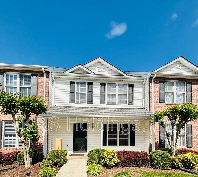 245 Northwynd Cir in Lynchburg, VA - Building Photo