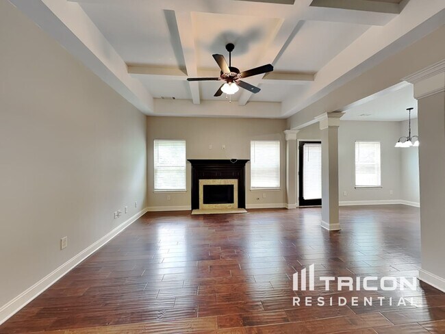 413 Strawberry Walk in Loganville, GA - Building Photo - Building Photo