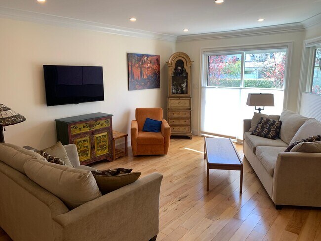 1235 W 15th Ave in Vancouver, BC - Building Photo - Building Photo