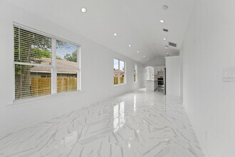 225 Royder St in Houston, TX - Building Photo - Building Photo