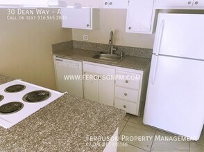 30 Dean Way in Folsom, CA - Building Photo - Building Photo