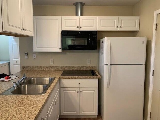 451 Country Club Rd in Bridgeport, TX - Building Photo - Building Photo
