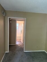 2420 SW Seabrook Ave in Topeka, KS - Building Photo - Building Photo