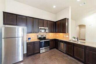 245 Joanne Lp in Buda, TX - Building Photo - Building Photo