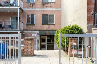 120 S 2nd St in Brooklyn, NY - Building Photo - Building Photo