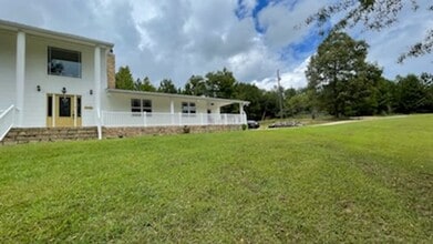 179 Parker Ln in Eastaboga, AL - Building Photo - Building Photo