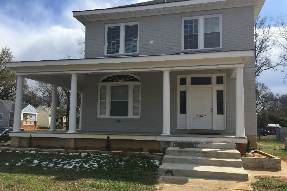 3300 Midlothian Turnpike in Richmond, VA - Building Photo