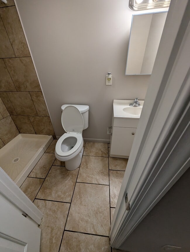 6700 Bessemer Ave in Baltimore, MD - Building Photo - Building Photo