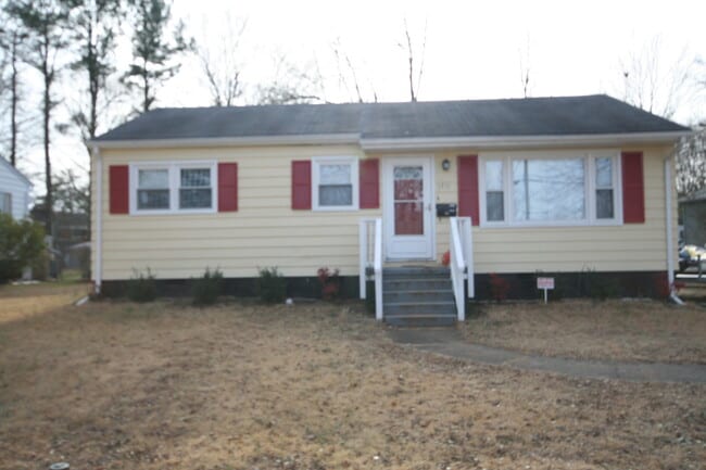 property at 1711 Forest Rd