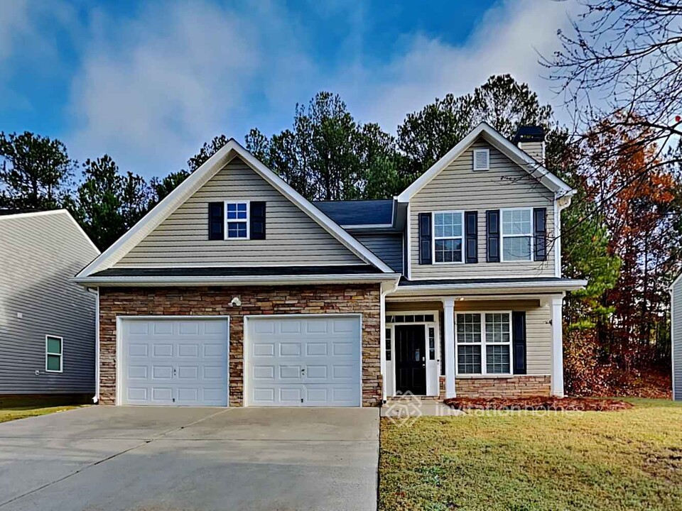 100 Ivey Cottage Loop in Dallas, GA - Foto de edificio