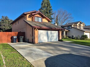 3506 Bridgeford Dr in Sacramento, CA - Building Photo - Building Photo