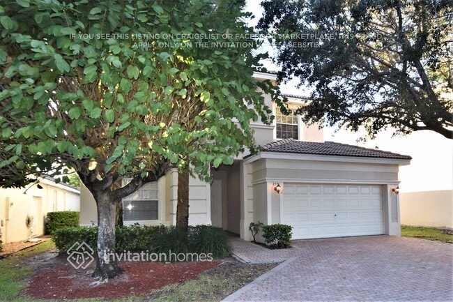 117 Palm Cir in Lake Worth Beach, FL - Building Photo - Building Photo