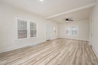 1328 S Greenwood Ave in Wichita, KS - Building Photo - Building Photo