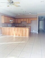 503 N Holly St, Unit Apartment in Hammond, LA - Building Photo