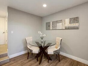 755 Fern Ave, Unit In-Law in Pacifica, CA - Building Photo - Building Photo