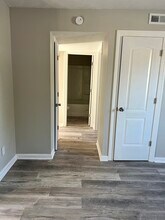 315 Bybee Branch Rd in McMinnville, TN - Foto de edificio - Building Photo