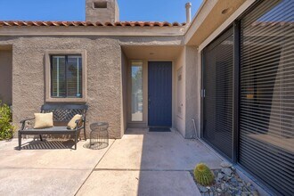 522 Desert W Dr in Rancho Mirage, CA - Building Photo - Building Photo