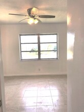8409 NW 59th Ct in Tamarac, FL - Building Photo - Building Photo
