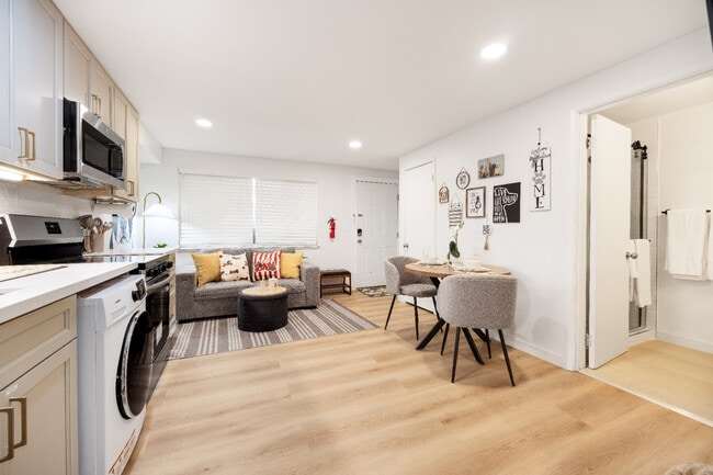 15 Dravus St