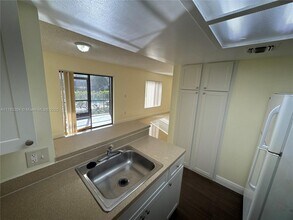 3245 Coral Lake Way, Unit 3245 in Coral Springs, FL - Foto de edificio - Building Photo