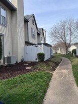 5252 Bardith Cir in Virginia Beach, VA - Building Photo