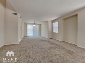 13514 W Cypress St in Goodyear, AZ - Building Photo - Building Photo