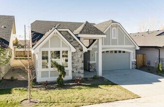 6845 N Sunglow Ave in Boise, ID - Building Photo - Building Photo