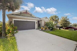 1004 Heron Sound Dr in Apopka, FL - Building Photo