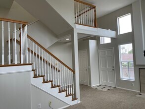 19062 Windridge Ln in Huntington Beach, CA - Building Photo - Building Photo