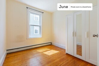 Private bedroom in 4 bed/1.5 bath Home in Boston, MA - Building Photo - Building Photo